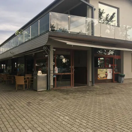 Admiral Apartman With Pool And Garden Siófok