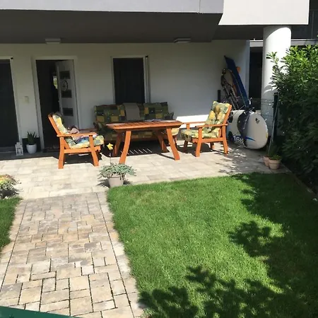 Admiral Apartman With Pool And Garden