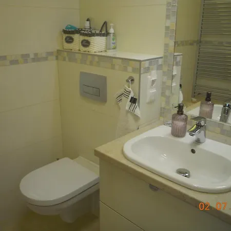 Admiral Apartman With Pool And Garden Σίοφοκ