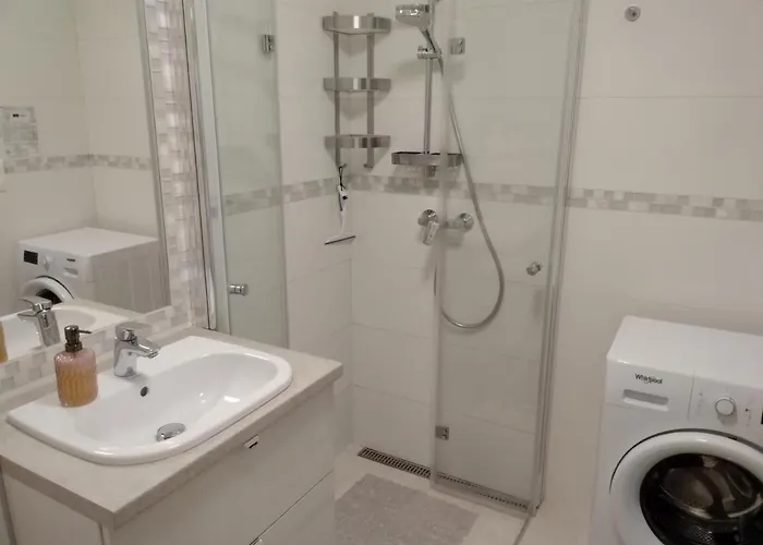 Admiral Apartman With Pool And Garden Siófok