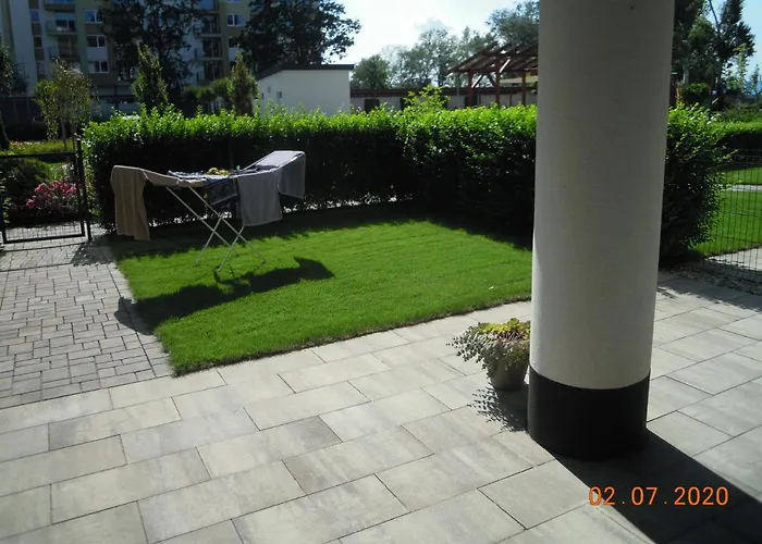 Appartamento Admiral Apartman With Pool And Garden