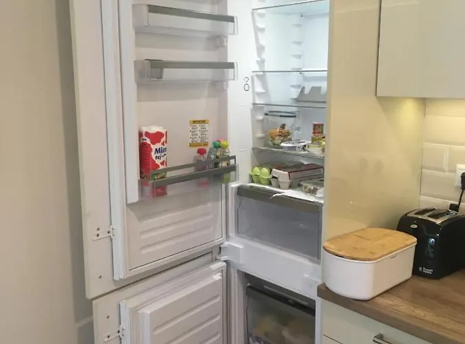 Admiral Apartman With Pool And Garden