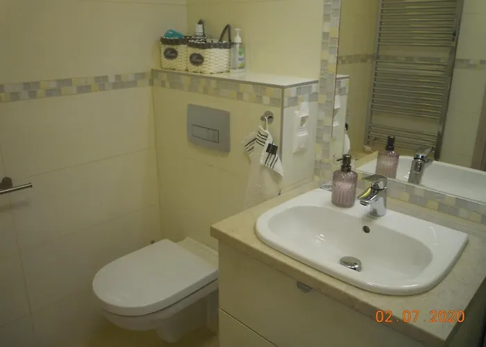 Admiral Apartman With Pool And Garden Siofok