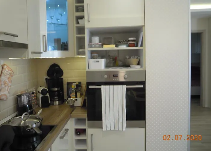 Admiral Apartman With Pool And Garden *